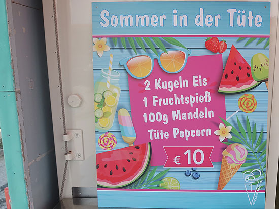 Sommer in der Tüte: das spezielle Angebot des Wiener Eispalast bei "Sommer in der Stadt" 2021 auf der Theresienwiese (©Foto: Martin Schmitz)